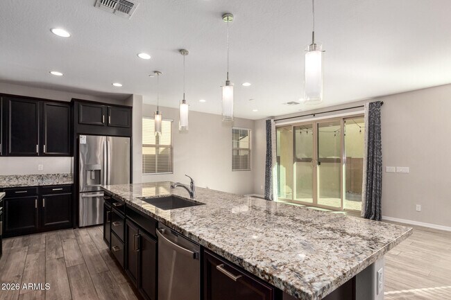 Building Photo - 3917 E Megan St