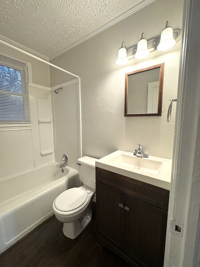 Building Photo - Adorable home !