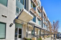 Building Photo - 52 Innes Ct