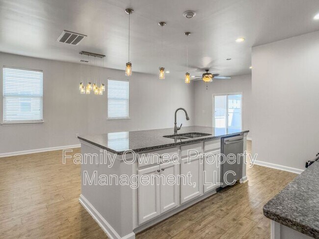 Building Photo - 205 Cypress Marsh Rd