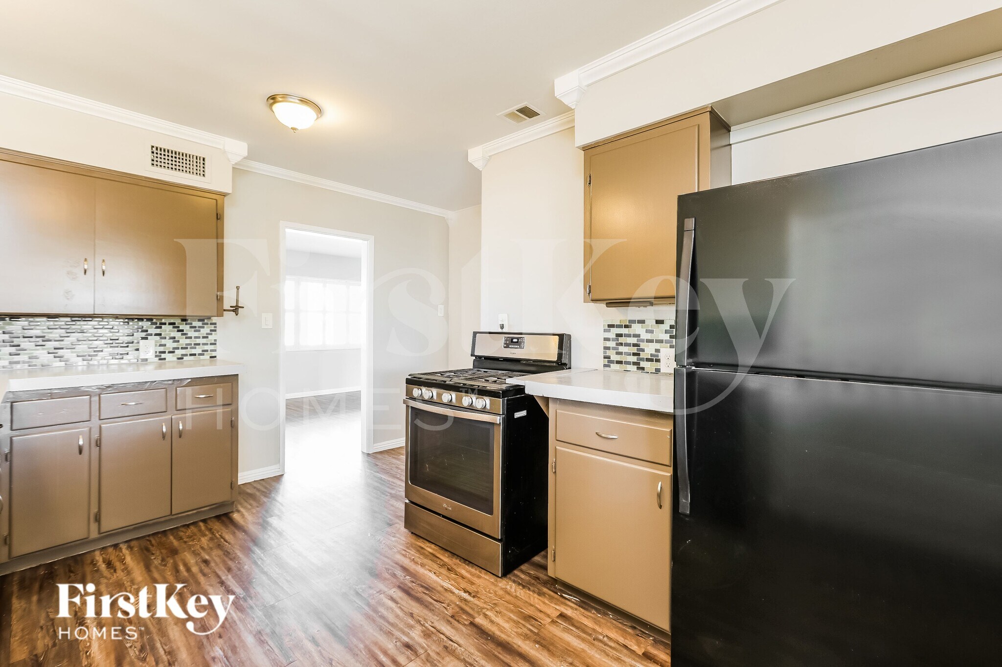 Building Photo - 2025 West Campbell Ave