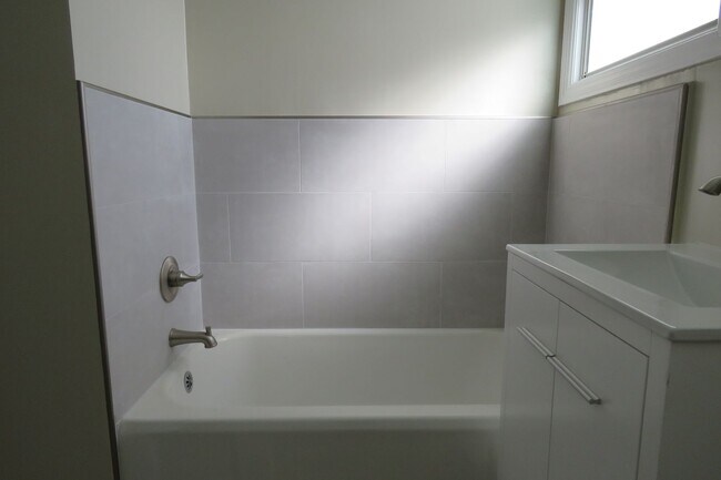 Building Photo - 489 Monterey