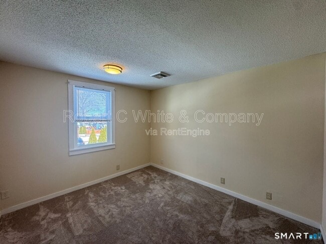 Building Photo - 96 Fulton St