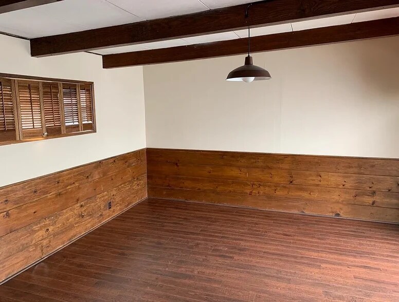 Building Photo - 1260 N Hudson Ave