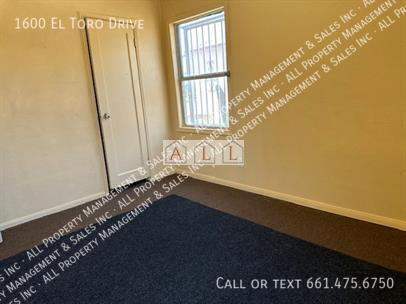 Building Photo - 1600 El Toro Dr