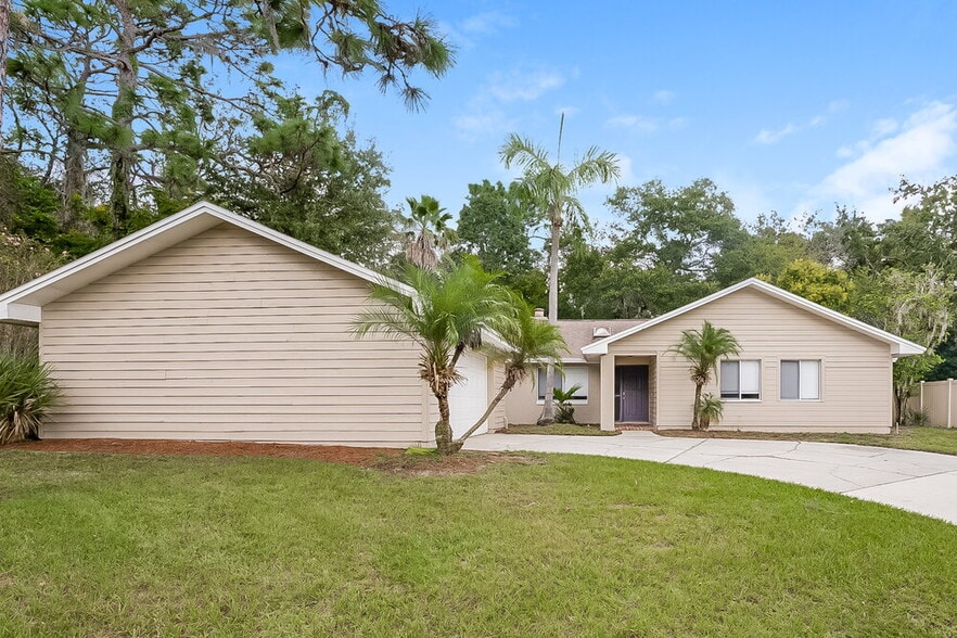 Primary Photo - 1637 E Sandpiper Trail