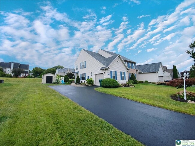 Building Photo - 2150 Rolling Meadow Dr