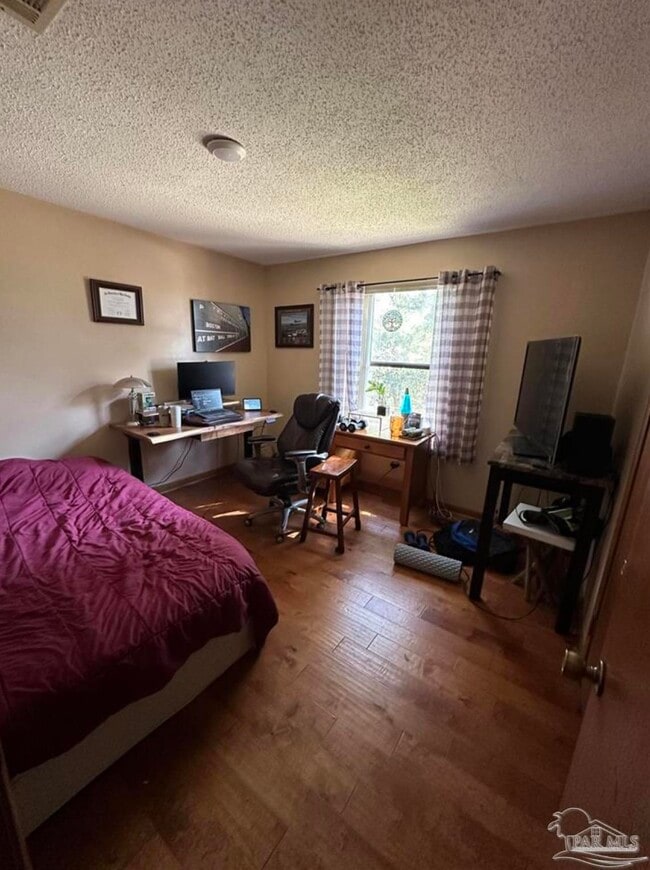 Building Photo - 3132 Waterview Dr