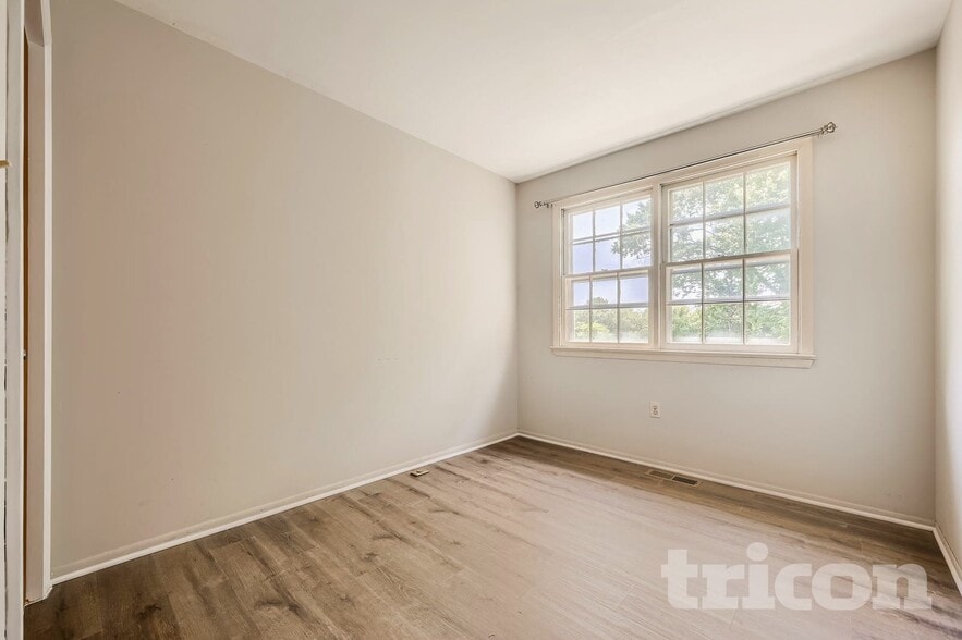Building Photo - 1103 Riverboat Ct