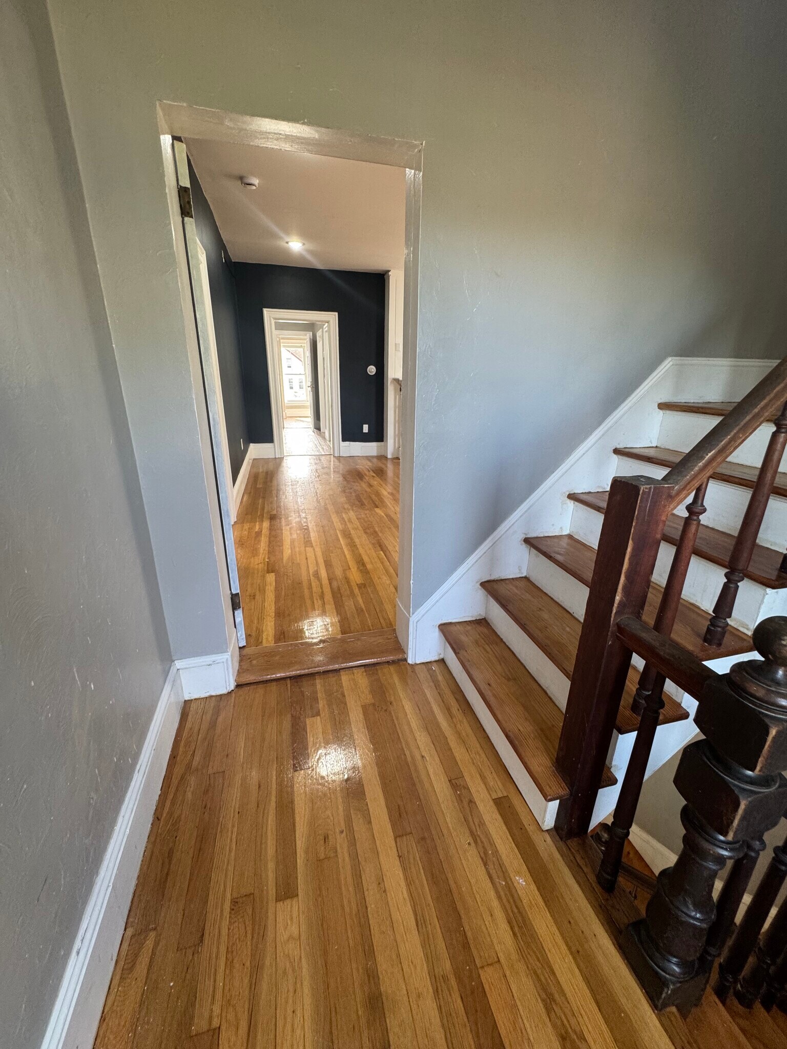 Front entrance - 138 Jewett St