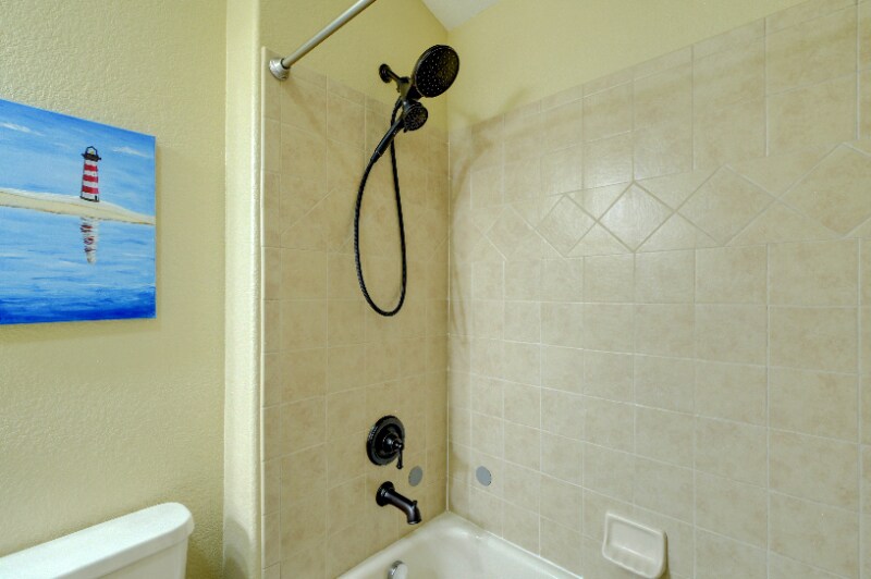 Building Photo - 8677 Roaring Fork Dr