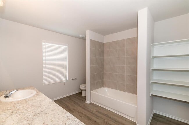 Building Photo - 4907 Giant Sequoia Way