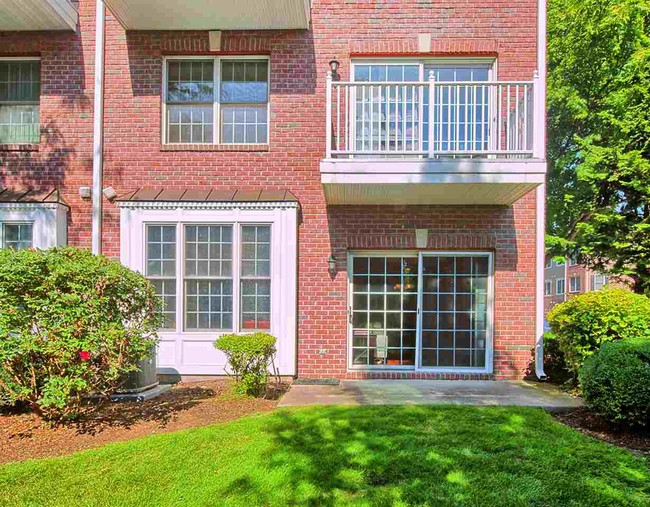 Building Photo - 91 Lydia Dr