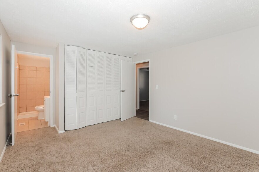 Building Photo - 1876 Corduroy Ct