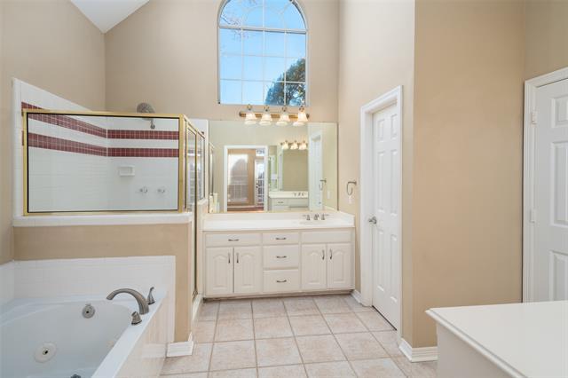 Building Photo - 2700 Trophy Dr