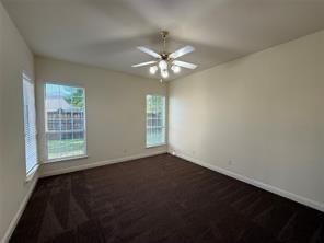 Building Photo - 123 Hillcrest Dr