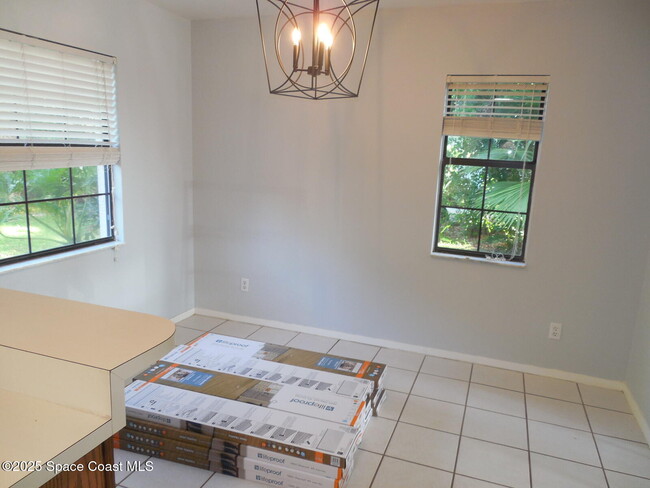 Building Photo - 345 Ocean View Ln