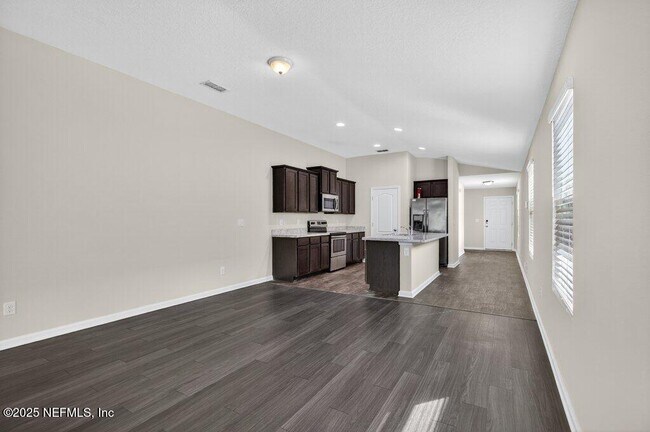 Building Photo - 8387 Cape Fox Dr