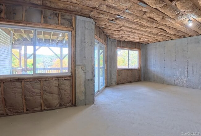 Building Photo - 262 Tamerisk Ln