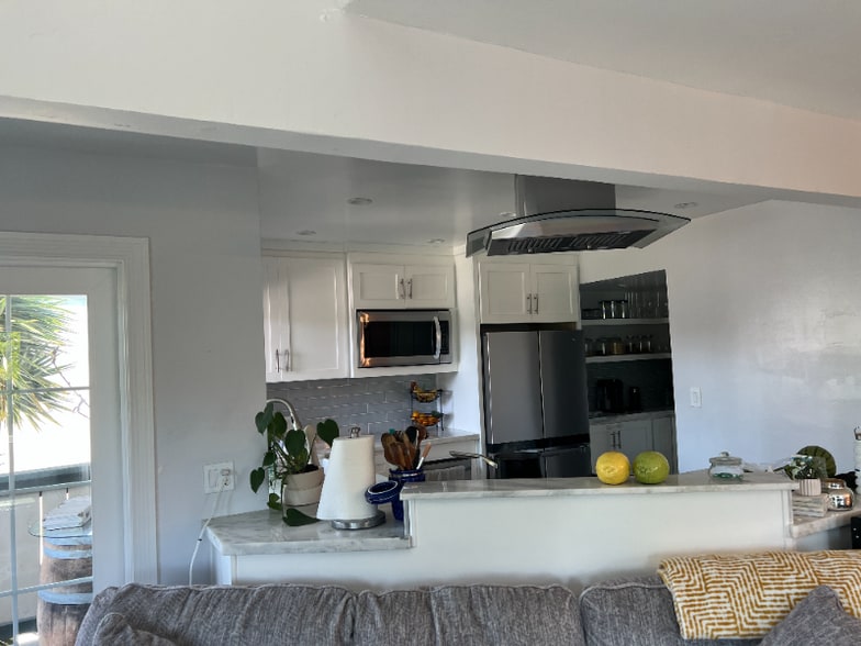 Building Photo - 4763 Lamont St