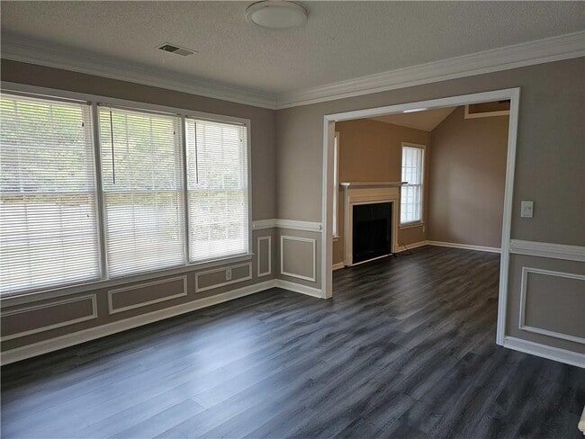 Building Photo - 2639 Summerfield Way NW