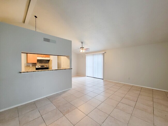 Building Photo - 24202 4 Sixes Ln