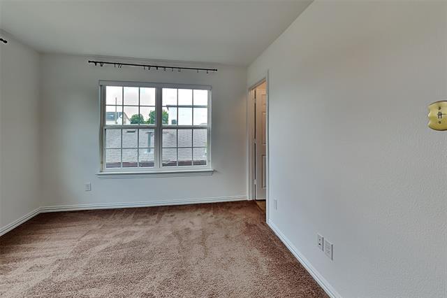 Building Photo - 3321 Rutz St