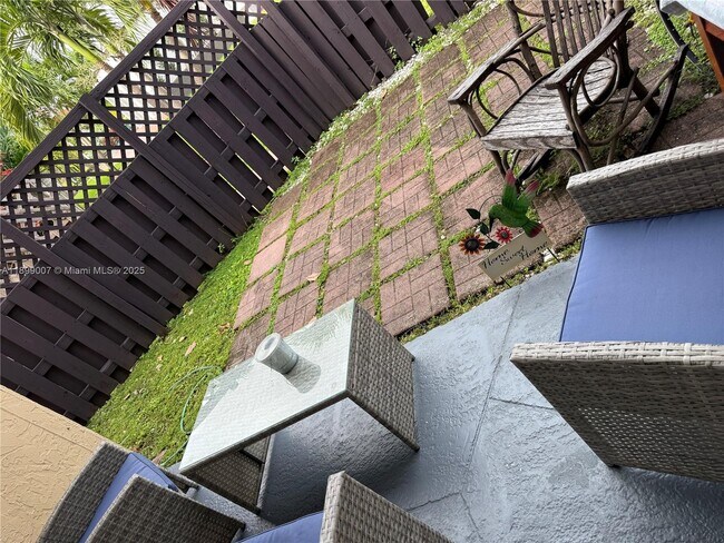 Building Photo - 5000 NW 79th Ave