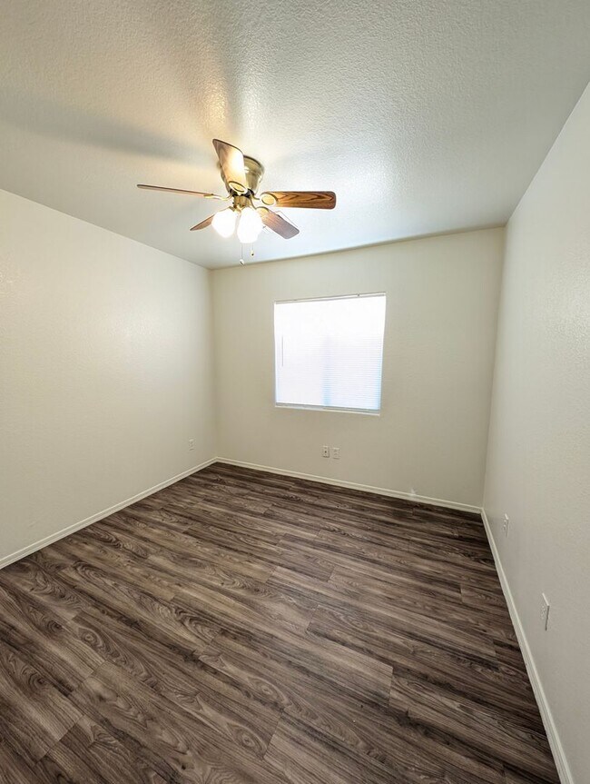 Building Photo - AVAILABLE NOW IN SAN TAN RANCH GILBERT!!!