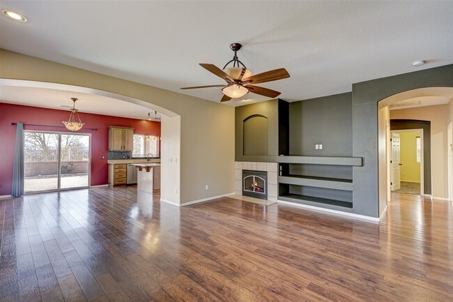 Building Photo - 4 bedroom, 2 bath Home in Quailwood