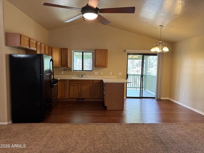 Building Photo - 574 Walnut Creek Loop