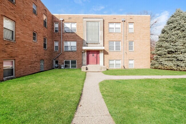 Primary Photo - "Charming 2-Bedroom Retreat with Hardwood Elegance in Indianapolis"