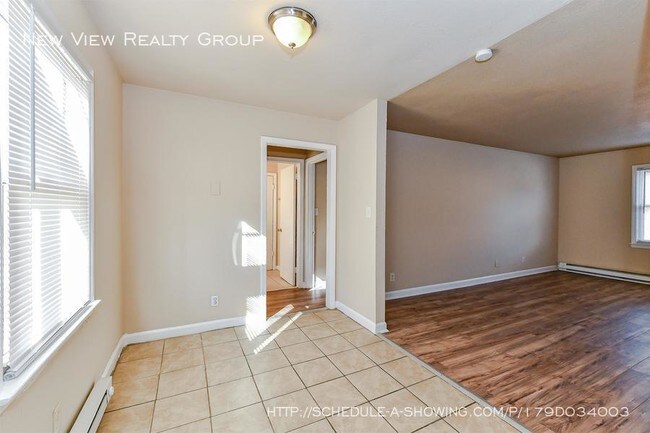 Building Photo - 1701 Remount Rd