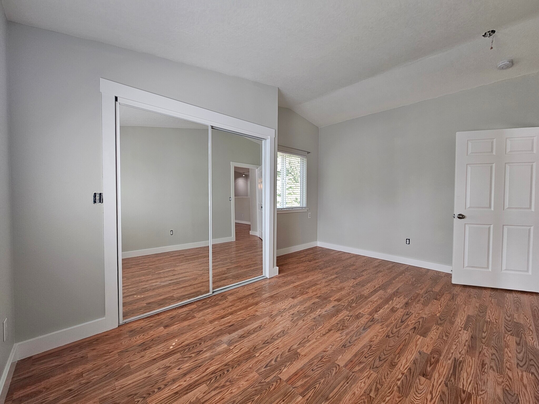 large bedroom different view - 13235 SE Oatfield Rd