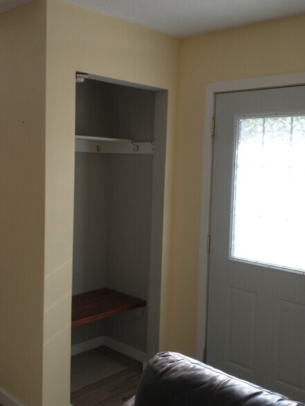 Building Photo - 808 Roosevelt St