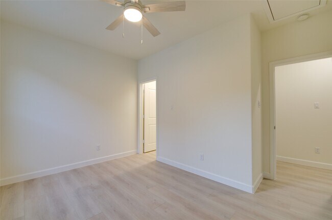 Building Photo - 955 Ringold St
