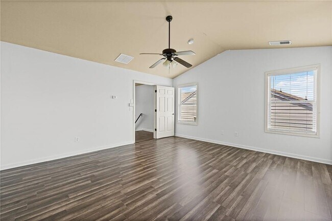Building Photo - 578 Hardy Water Dr SE