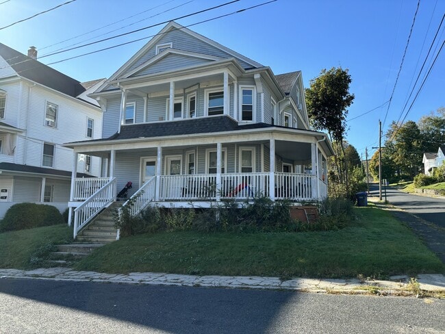Primary Photo - 69 Upson Ave