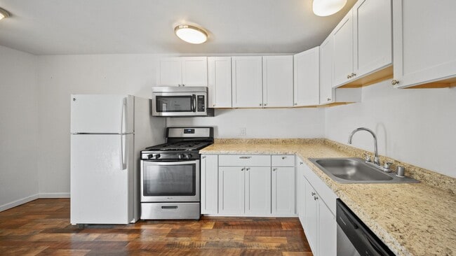 Building Photo - Rancho Cordova - 2 Bedroom