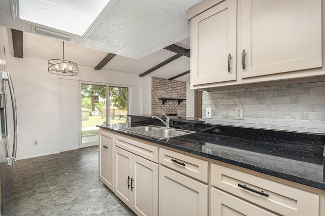 Building Photo - 1506 Duet Dr