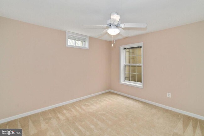 Building Photo - 9085 Purvis Dr