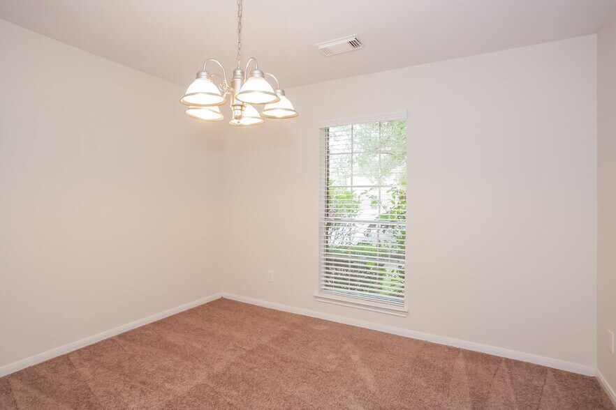 Building Photo - 4427 W Thunderwood Cir