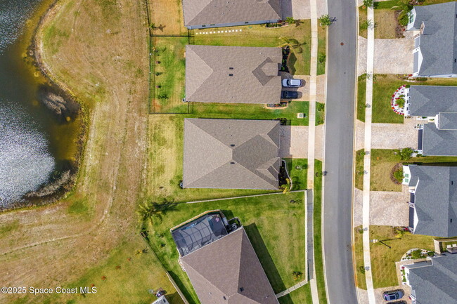 Building Photo - 3520 Rixford Way