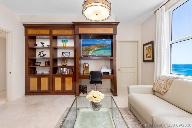 Building Photo - 2110 N Ocean Blvd