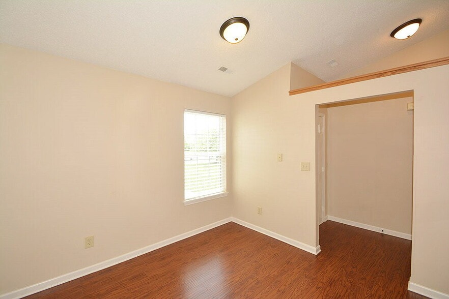 Building Photo - 8172 Amble Way