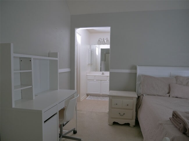 Building Photo - 17619 Emerald Garden Ln