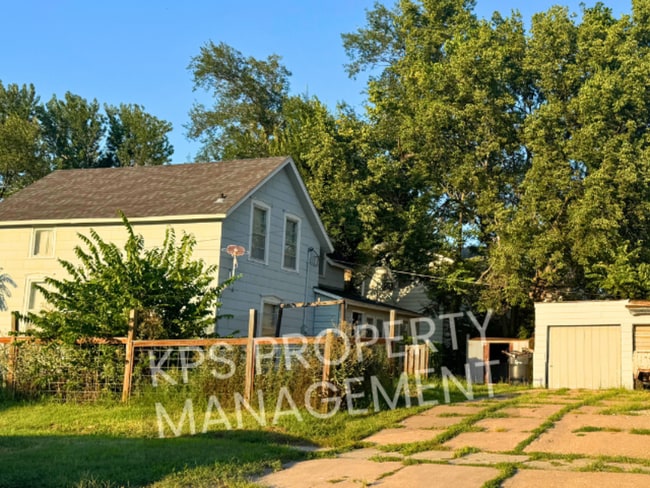 Building Photo - 131 Second West