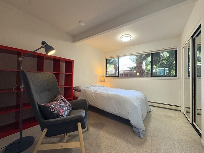 Building Photo - Eichler-Style Gem in Desirable Triple El N...