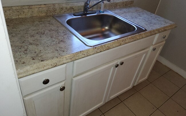 Building Photo - 3701 Barron Ave