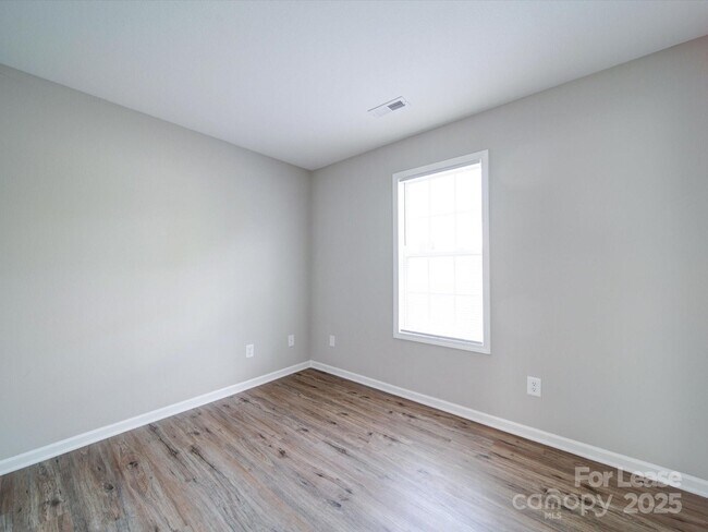 Building Photo - 3702 Cardinal Bluff Ln